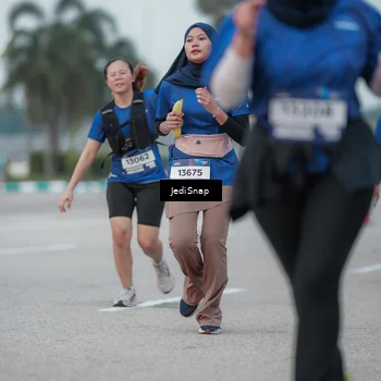 Runner Photo 7551919