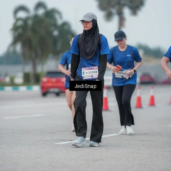 Runner Photo 7551928
