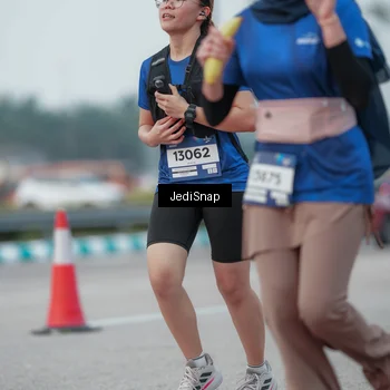 Runner Photo 7551929
