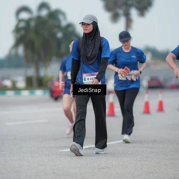 Runner Photo 7551930