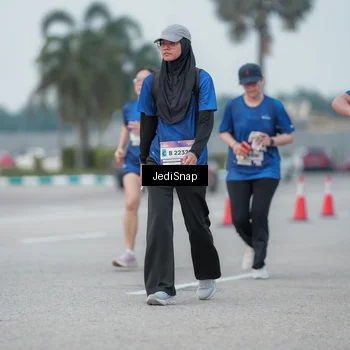 Runner Photo 7551932