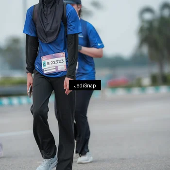 Runner Photo 7551941