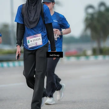 Runner Photo 7551947