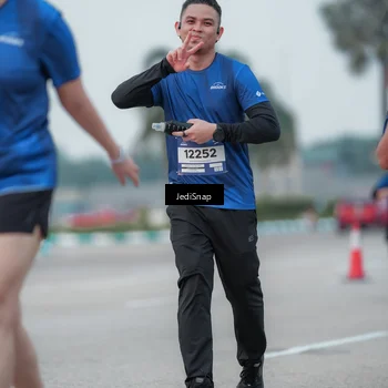 Runner Photo 7551963