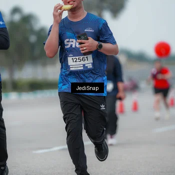 Runner Photo 7551966