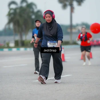 Runner Photo 7551972