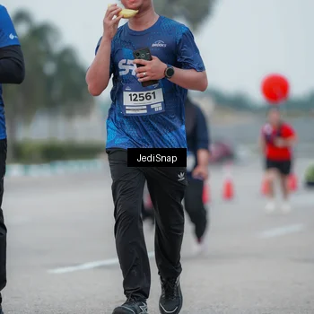 Runner Photo 7551974