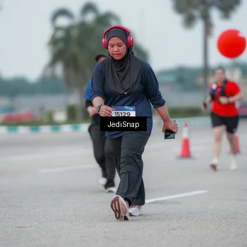 Runner Photo 7551978
