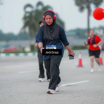 Runner Photo 7551979