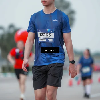 Runner Photo 7551990