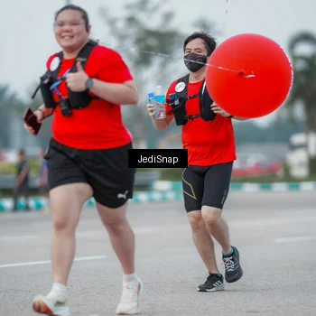 Runner Photo 7552000