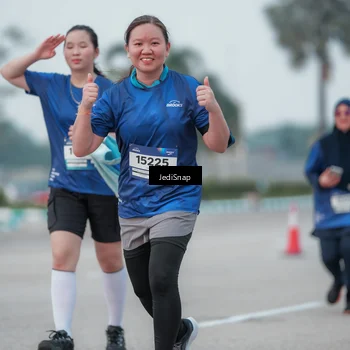 Runner Photo 7552008