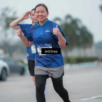 Runner Photo 7552012