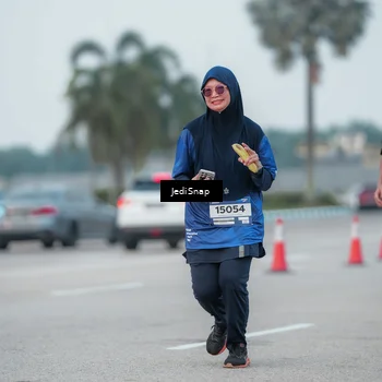 Runner Photo 7552017
