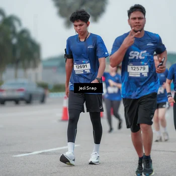 Runner Photo 7552020