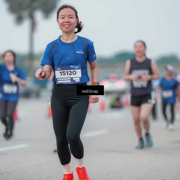 Runner Photo 7552029
