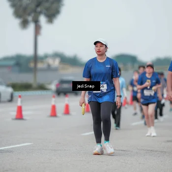 Runner Photo 7552055