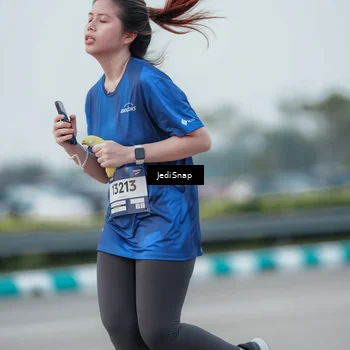 Runner Photo 7552061