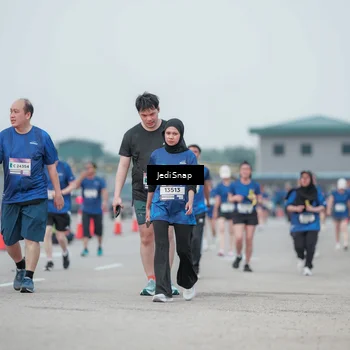 Runner Photo 7552066