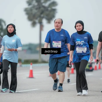 Runner Photo 7552085