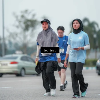 Runner Photo 7552086