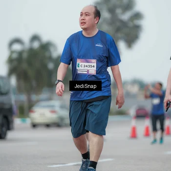 Runner Photo 7552092