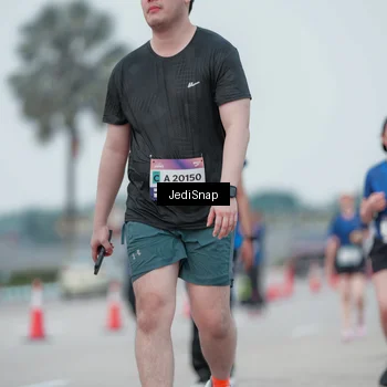 Runner Photo 7552101