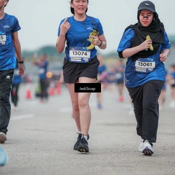 Runner Photo 7552105