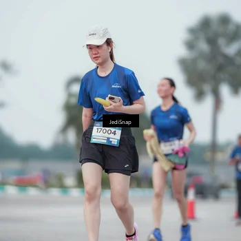 Runner Photo 7552123