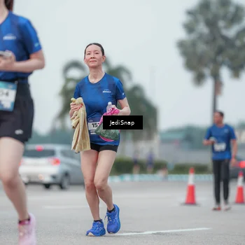 Runner Photo 7552133