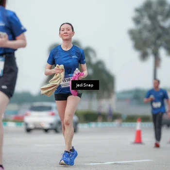 Runner Photo 7552135