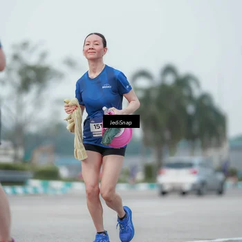 Runner Photo 7552137