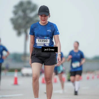 Runner Photo 7552141
