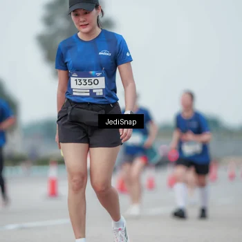 Runner Photo 7552149
