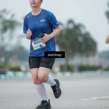 Runner Photo 7552152