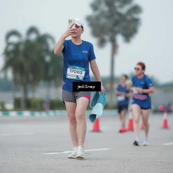 Runner Photo 7552154