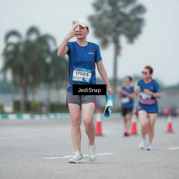 Runner Photo 7552158