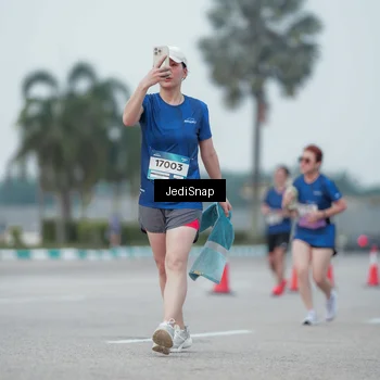 Runner Photo 7552159