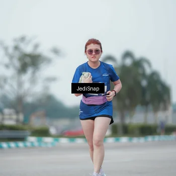 Runner Photo 7552176
