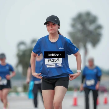 Runner Photo 7552184