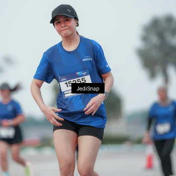 Runner Photo 7552189