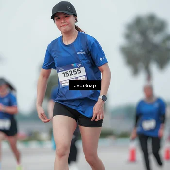 Runner Photo 7552191