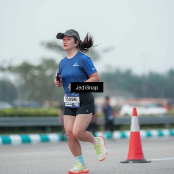 Runner Photo 7552205