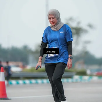 Runner Photo 7552212