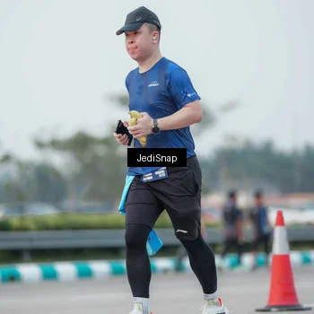 Runner Photo 7552223