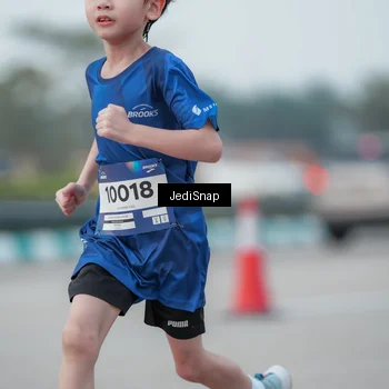 Runner Photo 7552244