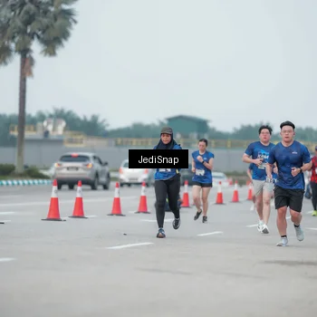 Runner Photo 7552247