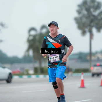 Runner Photo 7552249
