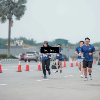 Runner Photo 7552255