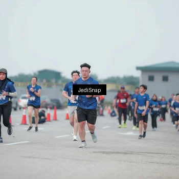 Runner Photo 7552257